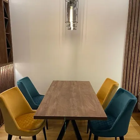 City Apartman Apartment Pale